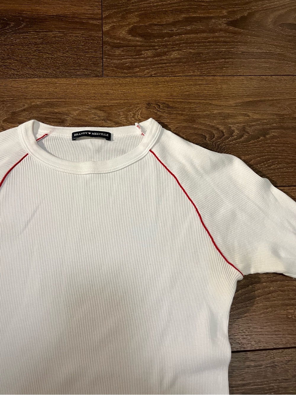 Brandy White Raglan Top - Picture 2 of 3